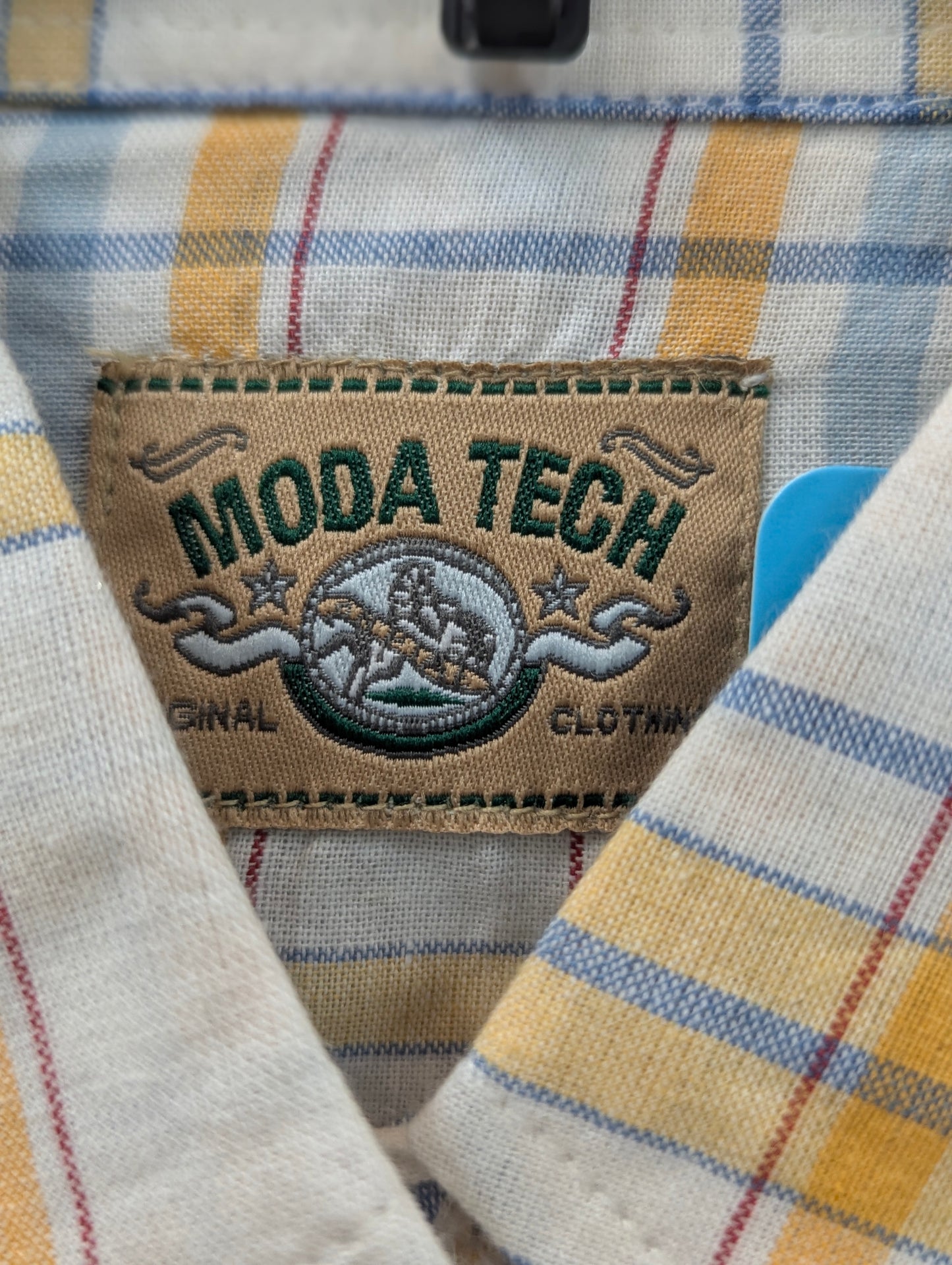 Moda Tech Cream Plaid Pearl Snap Short Sleeve in M