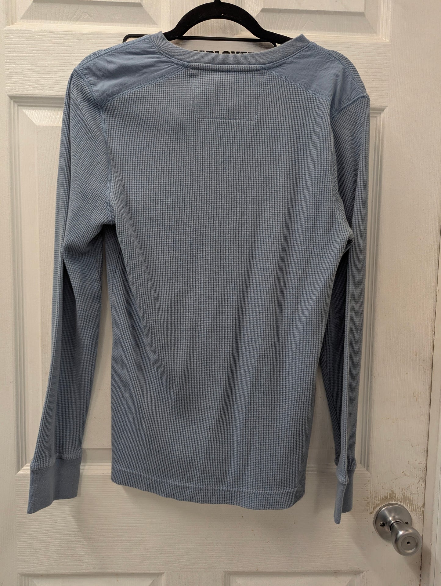 Banana Republic Gray Waffle Knit Long Sleeve Henley in M