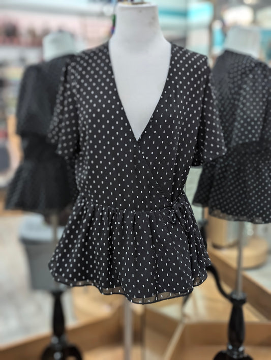 Madewell Black Patterned Wrap Top in XS