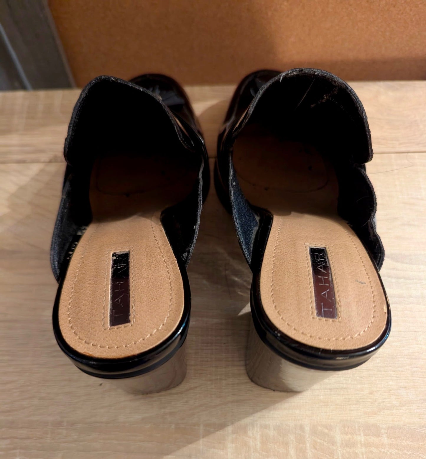 Tahari Zalla Black Patent Tassel Mules Slip-On Block Heel Loafers Size 9 EUC