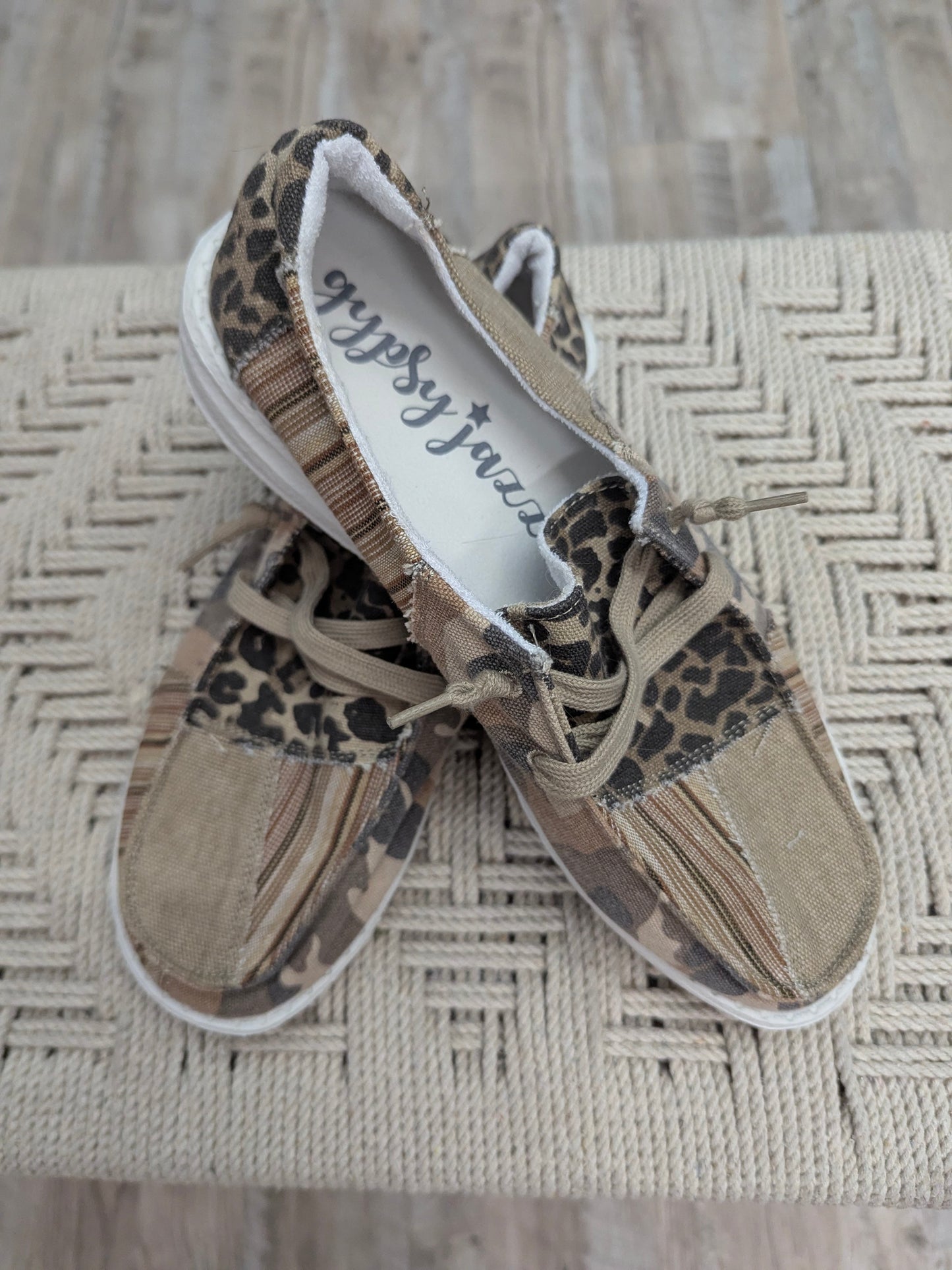 Gypsy Jazz, Women's Size 11 Casual Shoes