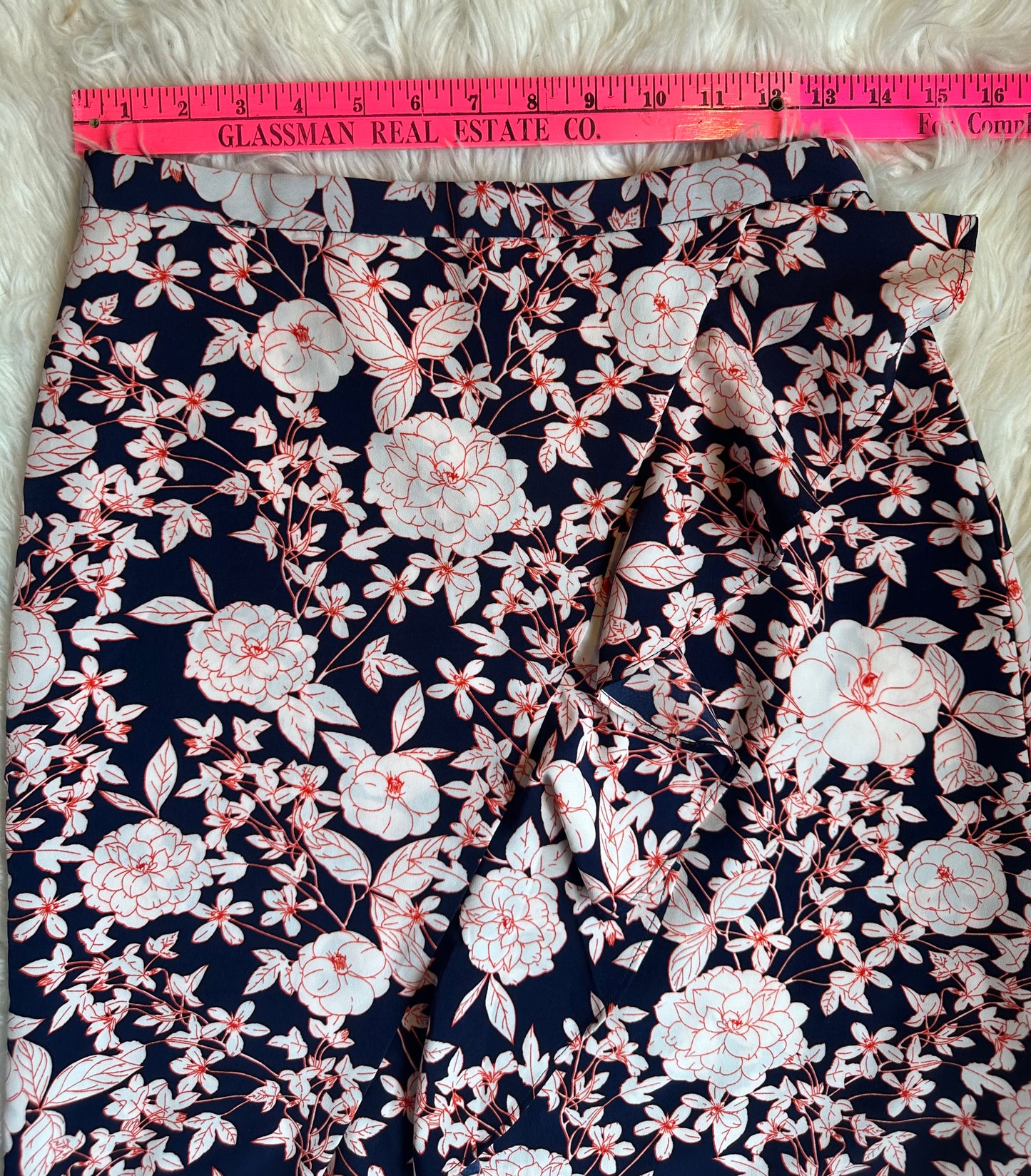 Banana Republic Navy White Floral Knee Length Skirt Ruffle Detail Size 0 EUC