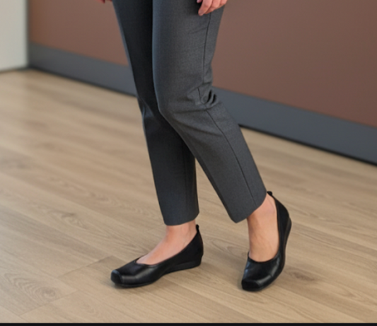 Kim Rogers Izzie Black Wedge Slip-On Ballet Style Flats Women's Size 9.5